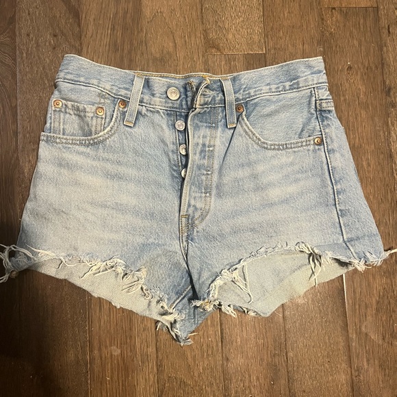 Levi Original 501 High Rise Shorts - Picture 1 of 6
